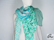 Load image into Gallery viewer, Seide- Baumwollschal Quadrato