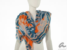 Load image into Gallery viewer, Wollschal LaNubes