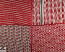 Load image into Gallery viewer, Wollschal Quadrato