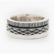 Load image into Gallery viewer, K.AND. Ring