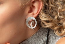 Load image into Gallery viewer, Anhänger Skulptural